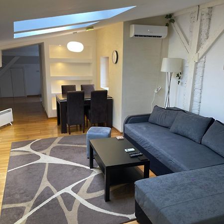 Double Bedroom Apartment In Belgrado Esterno foto