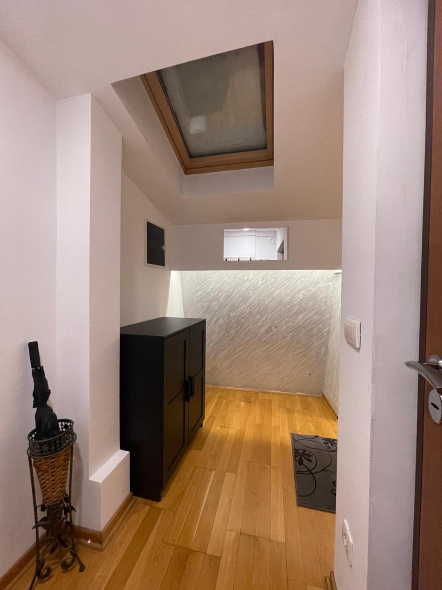Double Bedroom Apartment In Belgrado Esterno foto