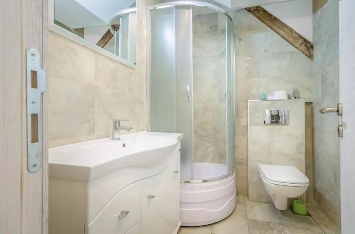 Double Bedroom Apartment In Belgrado Esterno foto